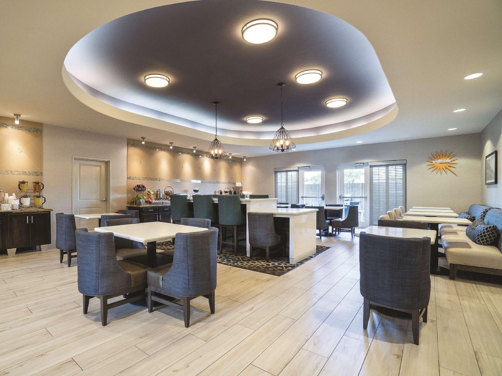 Hotel La Quinta By Wyndham Houston Energy Corridor Extérieur photo