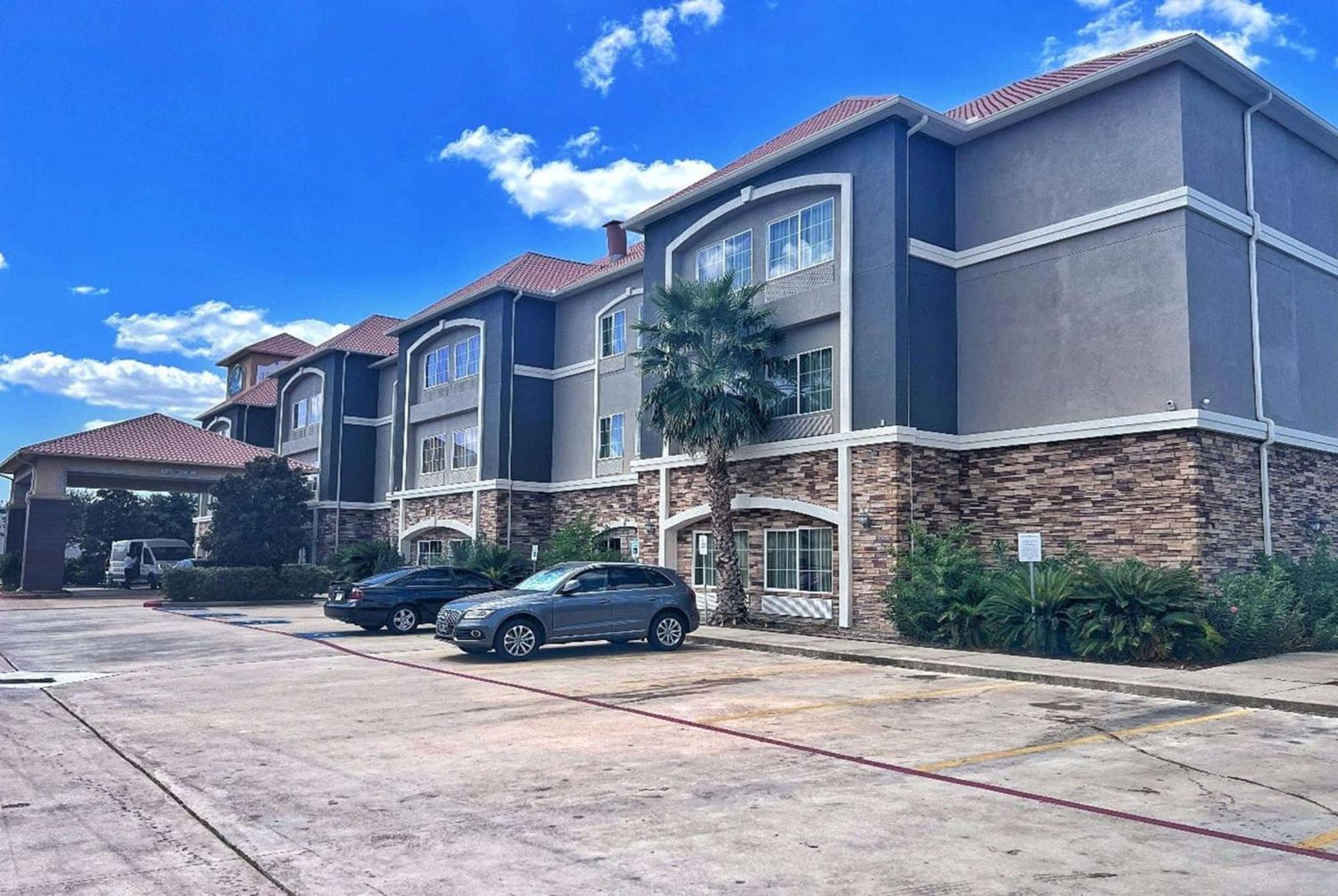 Hotel La Quinta By Wyndham Houston Energy Corridor Extérieur photo