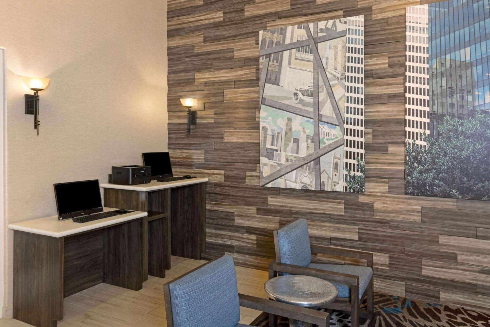 Hotel La Quinta By Wyndham Houston Energy Corridor Extérieur photo